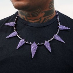 Helloice Collar con garra y dientes de lucha con púas Pave en oro negro