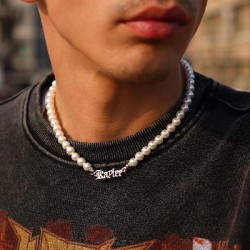 Helloice Collar con nombre en inglés antiguo personalizado con cadena de perlas de 8 mm